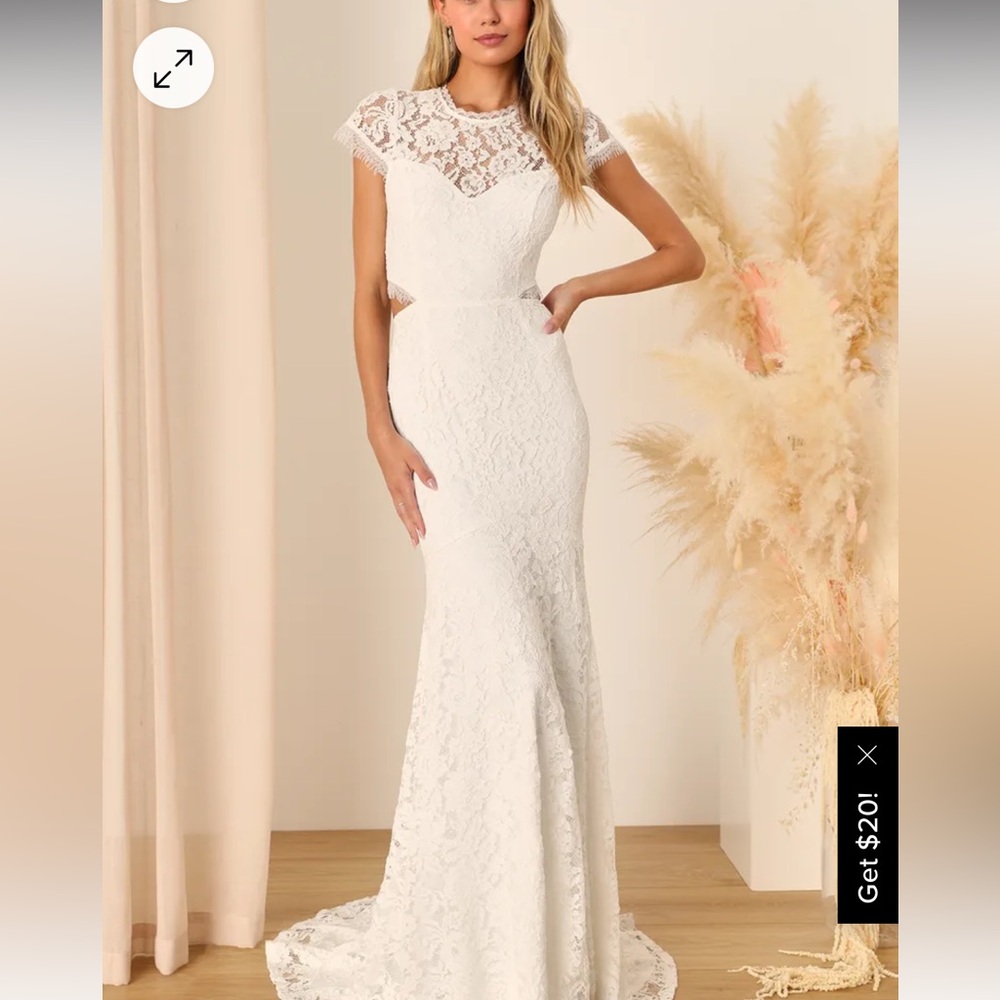 Lace white wedding dress size 6